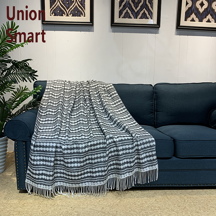 Modern Decorative Knitted Textured Throw Blanket with Fringe for Couch Sofa 30-45 Days All-season 100% Acrylic 50"X60"