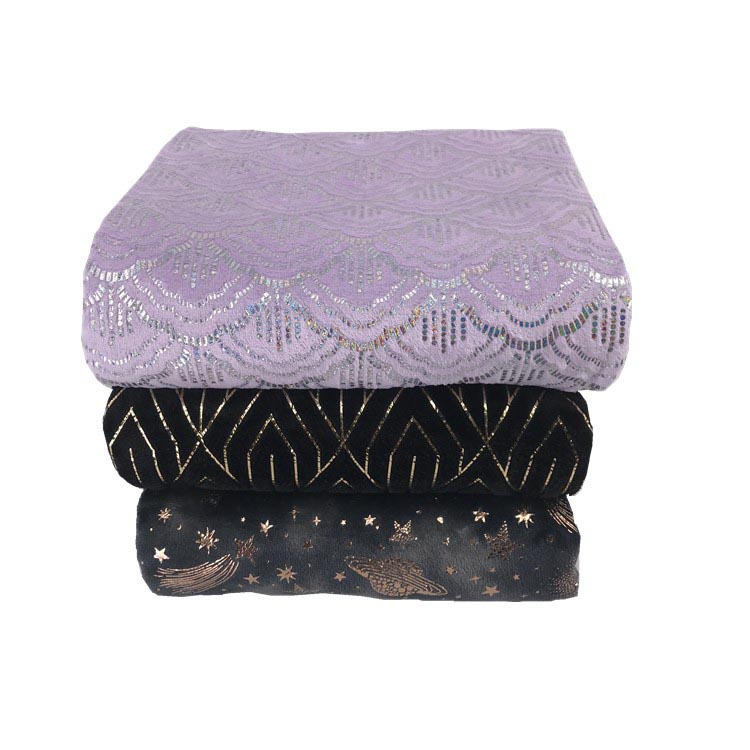 Multi-color Hot Sell Foil Print Blanket Throw Blankets Home Use Flannel Metallic Printed Fleece 100% Polyester Knitted