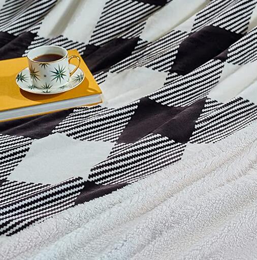READY TO SHIP PRINTED BLACK&WHITE PLAID FLANNEL BLANKET