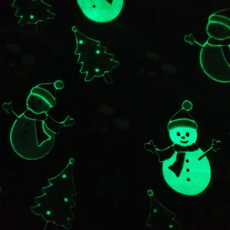 Super soft and durable luminous blanket snowman design fluorescent flannel fleece sofa blanket throw for winter