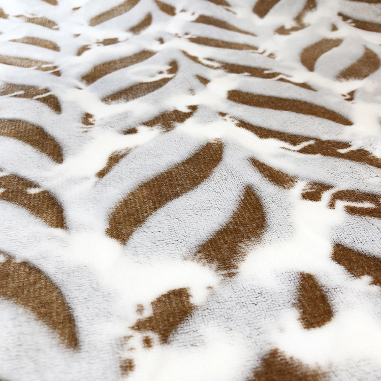 Custom bottom printed flannel fleece throw blankets jacquard home comfort blanket for easy care