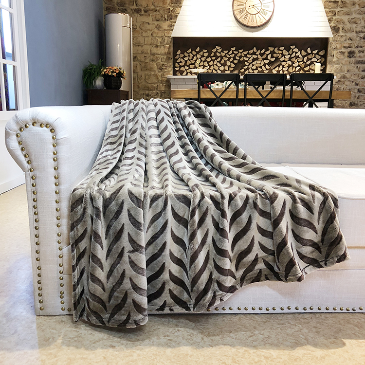 3d embossed back side printed flannel fleece 1 ply sofa blanket