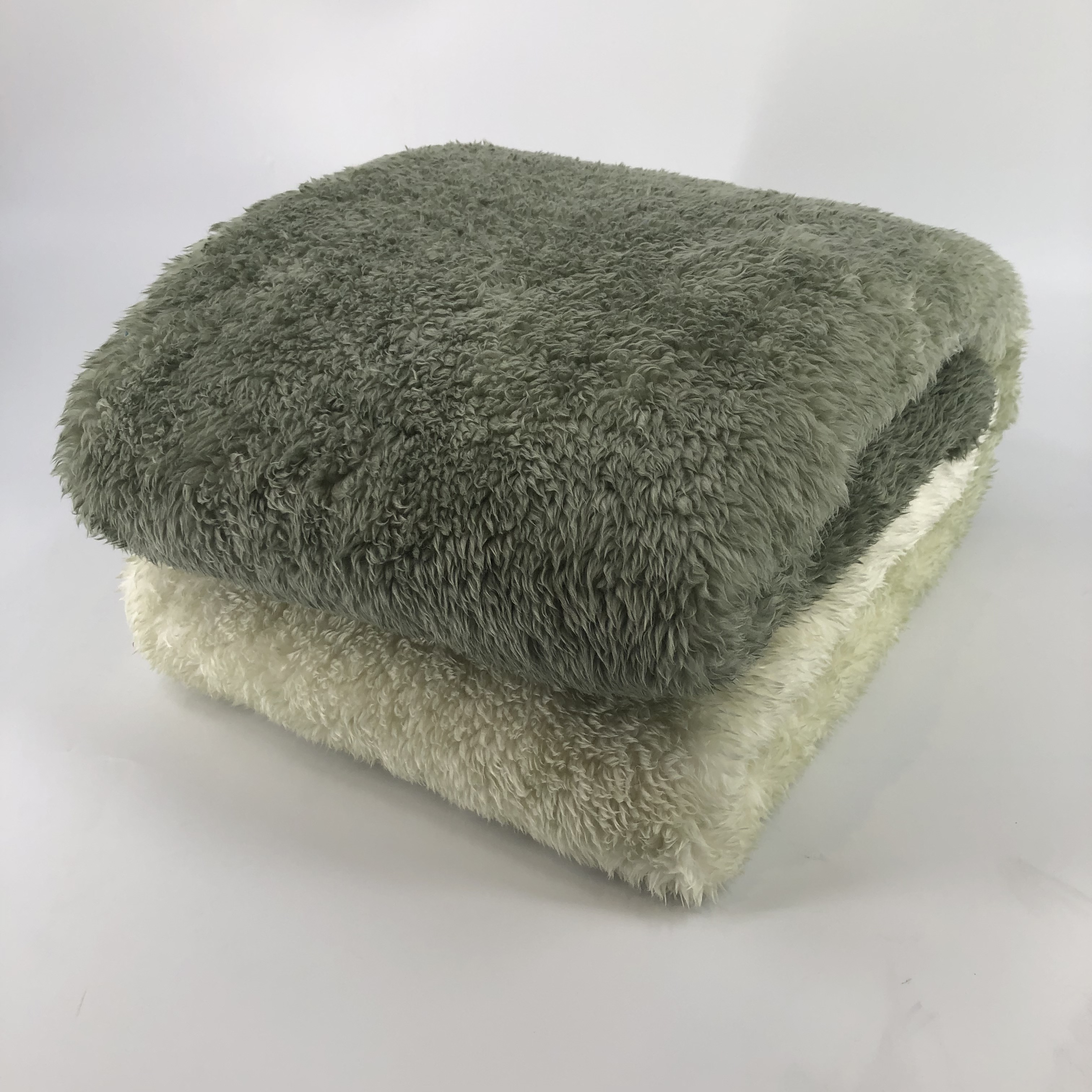 New design 100% polyester luxury bedding throws gradual change teddy bear blanket throw