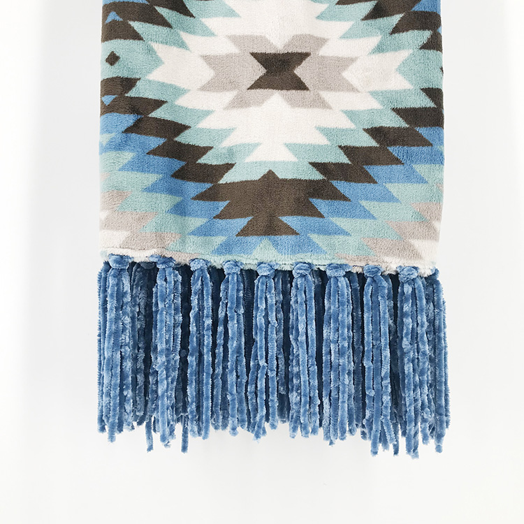 Printing Flannel Fleece Blanket Universal Cosy Sofa Soft Tassel Fringe Custom Fabric 100% Polyester Modern Knitted Geometric