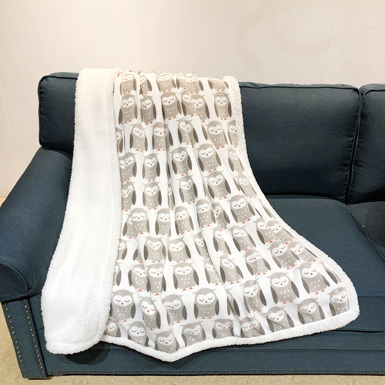 High quality christmas print coral fleece and solid sherpa blanket double layers custom for winter