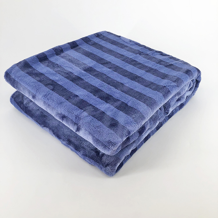 Wholesale custom striped print flannel fleece bed sofa throw double side brushed fleece blanket