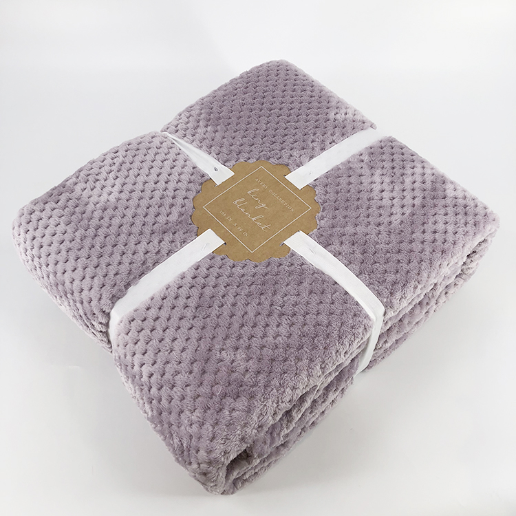 Custom color and size polyester pineapple design pop corn flannel plush fleece blanket for adults