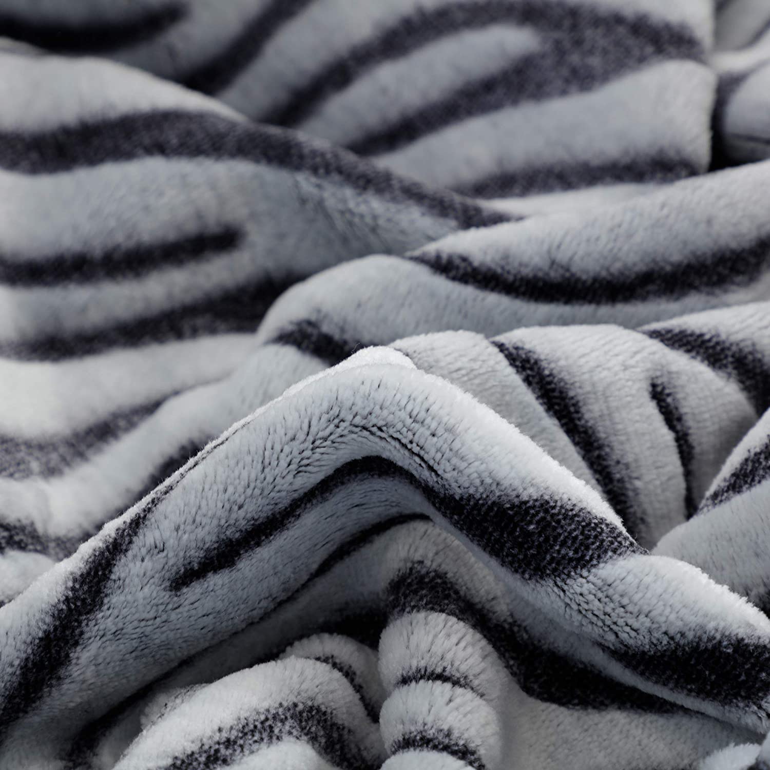 cheap mink winter sublimation airplane throw designer woven jacquard oem air conditioning leisure custom blanket