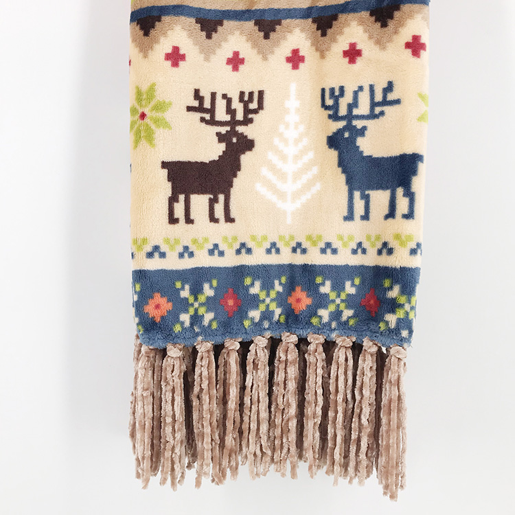 polyester plush flannel sofa throws chinese printed fleece fashion decorative blanket throw with chenille tassel