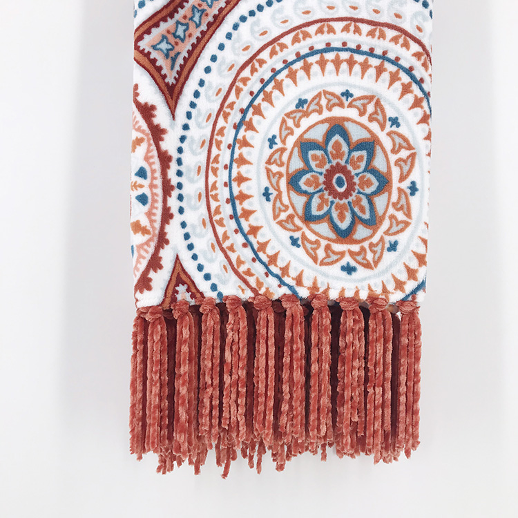 Custom printing fabric flannel fleece chenille tassel soft sofa blanket throw with fringes