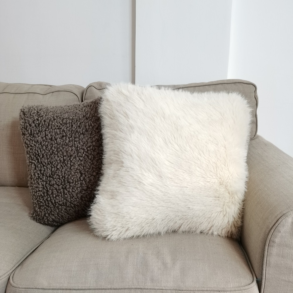 Luxury Decorative Pillow Craft Curly Fur Fleece Cushion Cover For Sofa