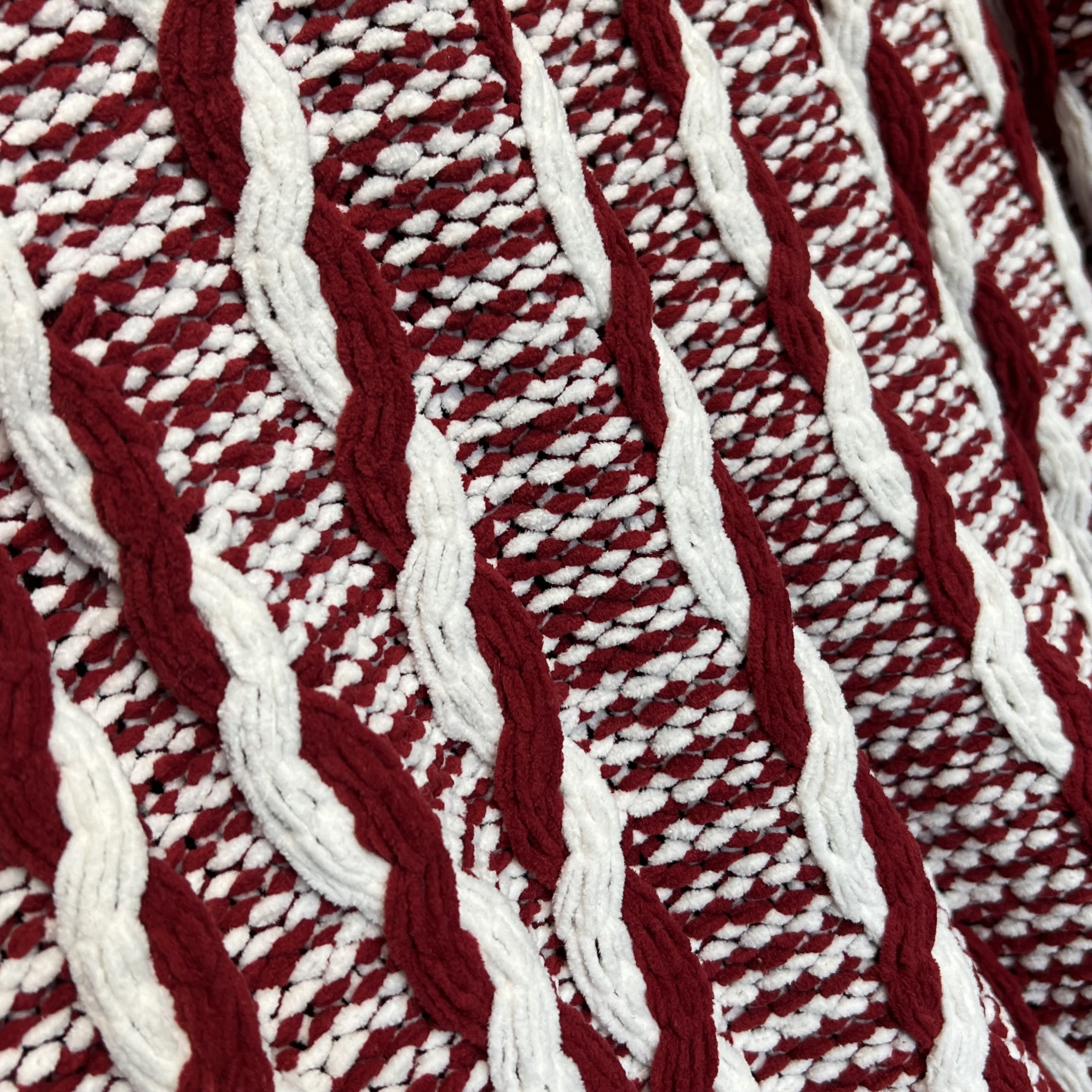 Chunky knit portable plain knit crochet decorative reversible sherpa blanket for personalized