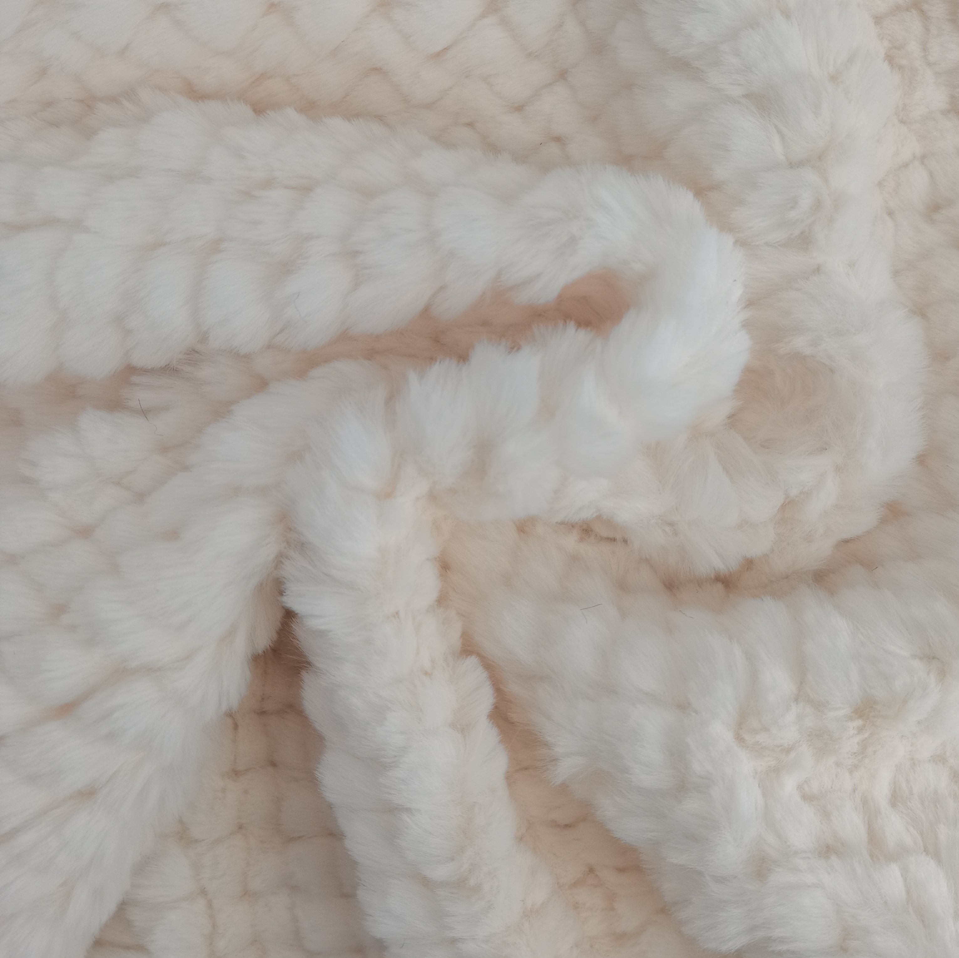 Velvet Fleece Fabric Wholesale Plain Jacquard POP Corn Plush Rabbit Fur Fleece Fabric
