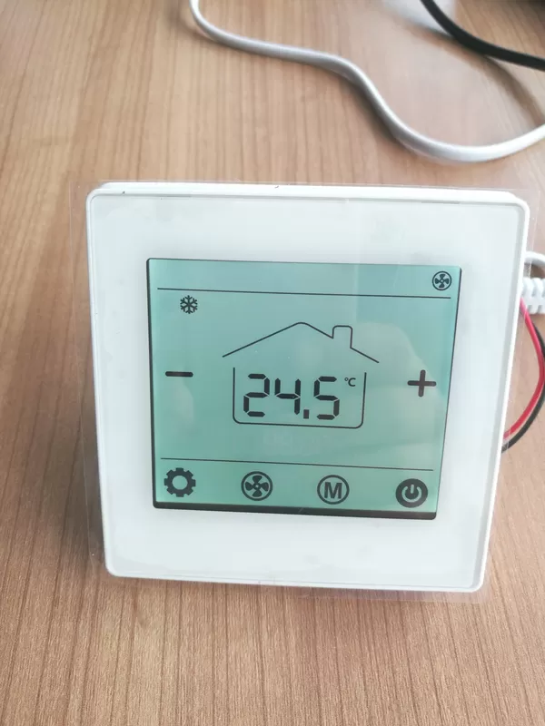 Low Power Consumption Thermostat Smart Wired Controller For Water Fan Coil Units