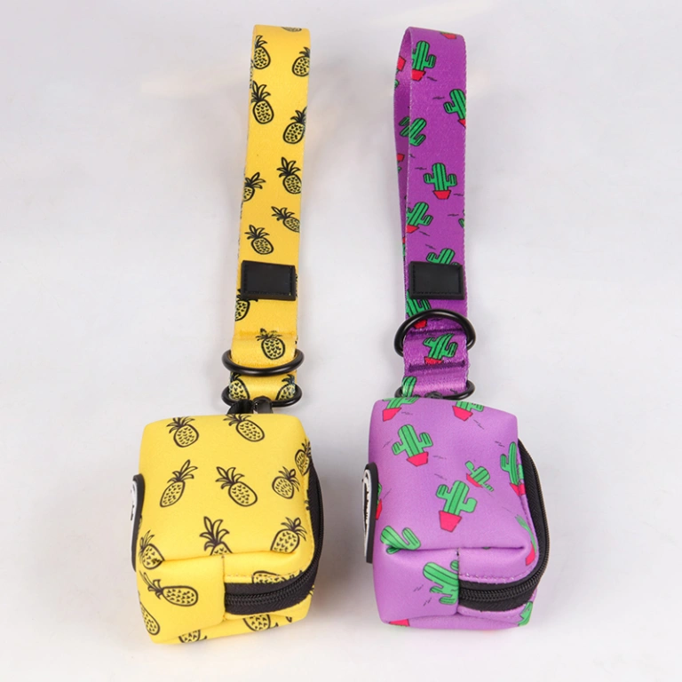 puedes tirar caca de perro a la basura