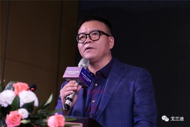 المدير العام لشركة Oppein للحمامات المخصصة Zhang Jinsong