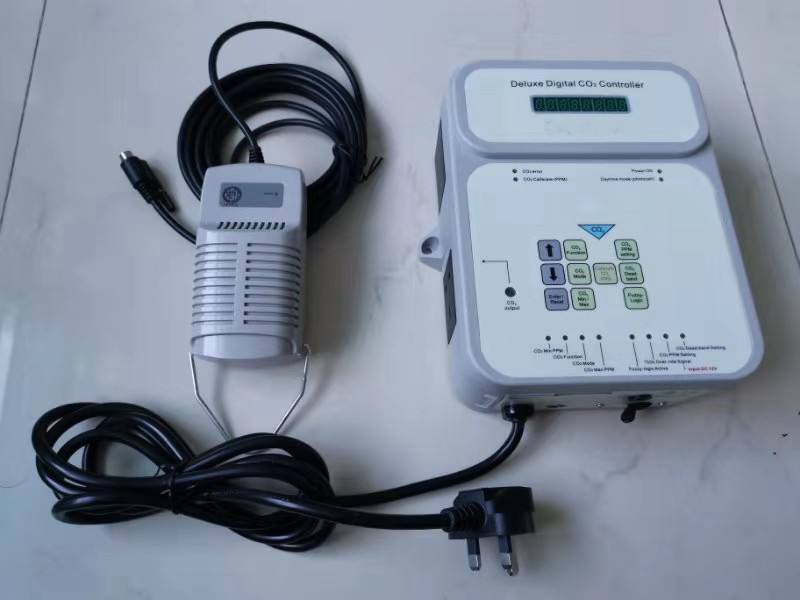 product-Greenhouse Accessories Natural Gas CO2 Generator Controller with CO2 Sensor Carbon Dioxide-1