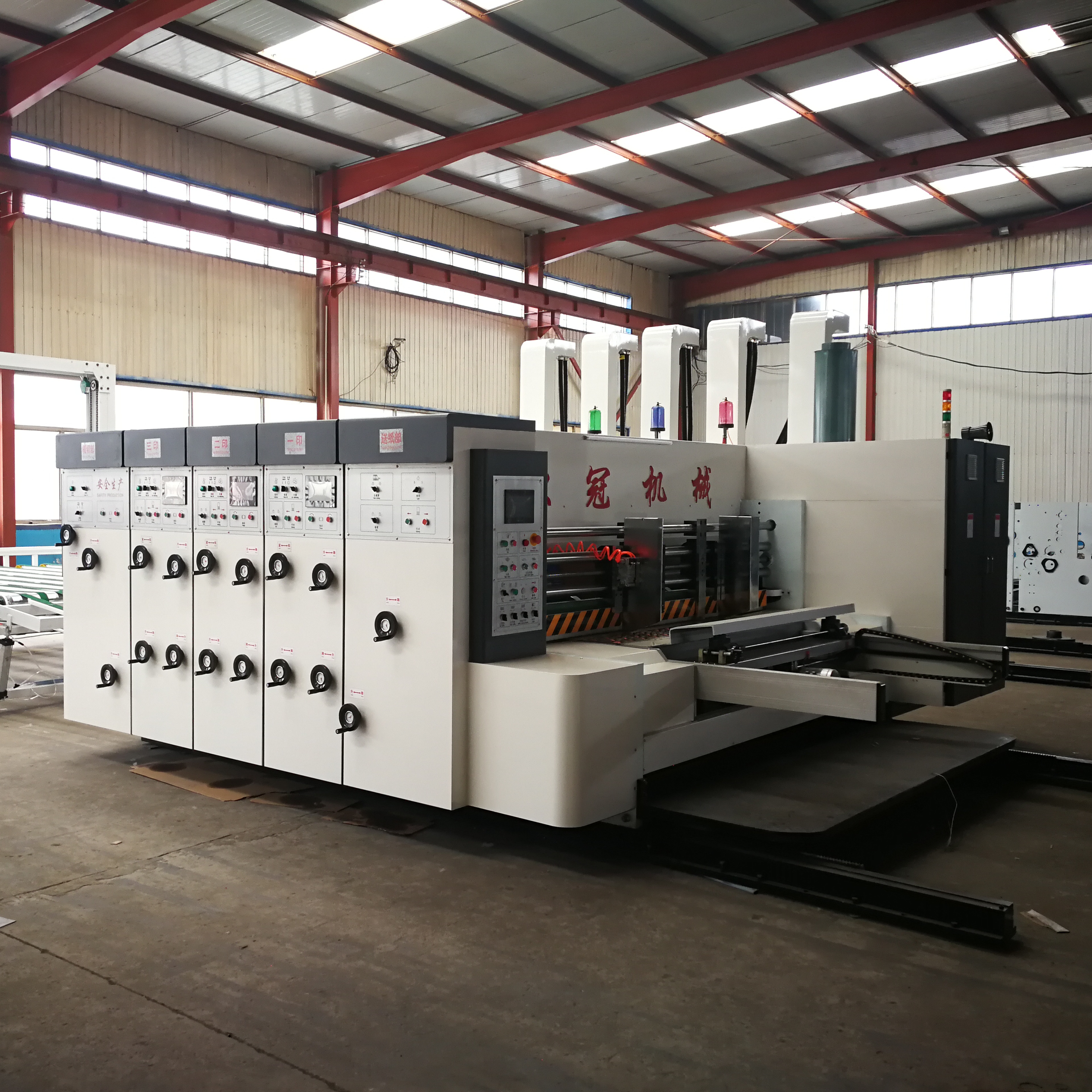 flexo die cutting and printing machine flexo ink carton printer slotter die cutter machine in China flexo printer slotter die-cutter machine