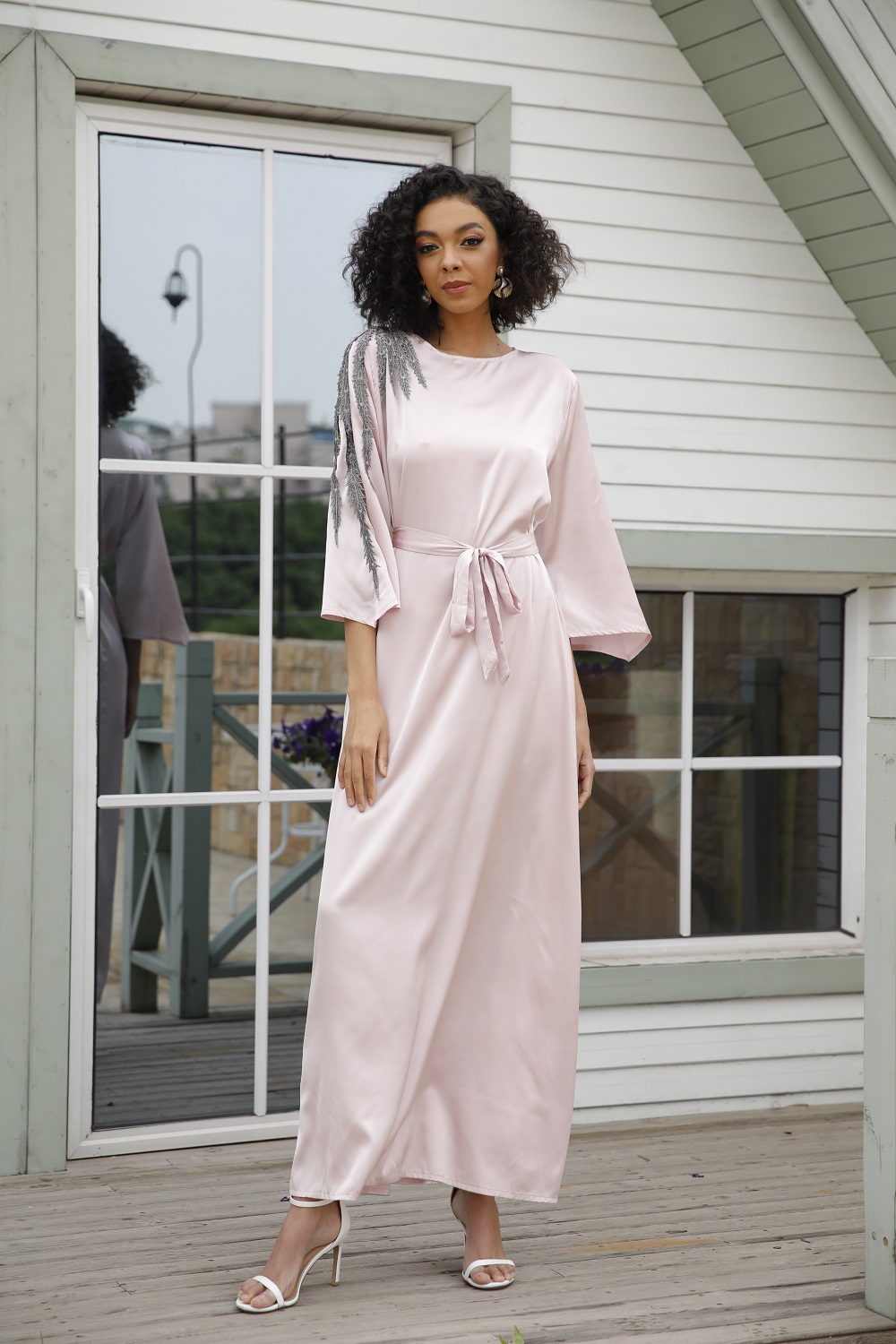 2021 New Modest fashion satin Abaya Muslim women dress in Dubai Islamic Clothing