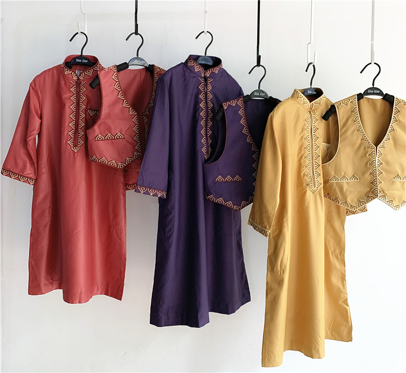 2021 Latest Hot Sale Arabian Middle Eastern Muslim kids Thobe Robe Islamic Kids Abaya Clothing for kids with embroidery pattern