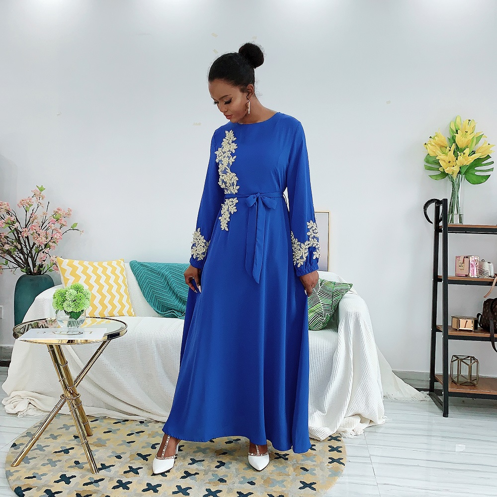 Hot selling kaftan Dubai Abaya Turkey Muslim women dress European clothing embroidery Abaya