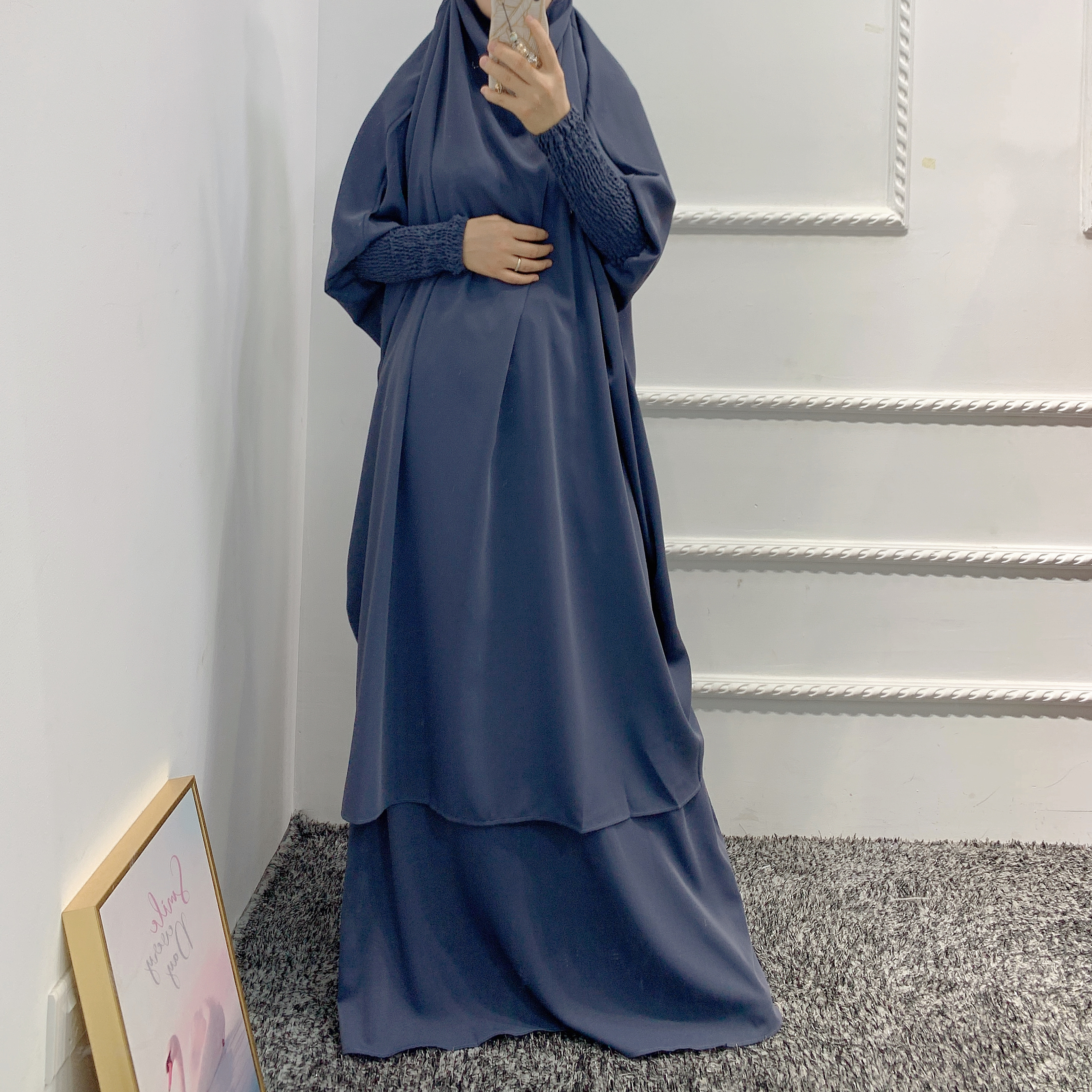 Modest Fashion Wholesale EID two-pieces Muslim Abaya Sets Satin Top Pants Islamic Clothing