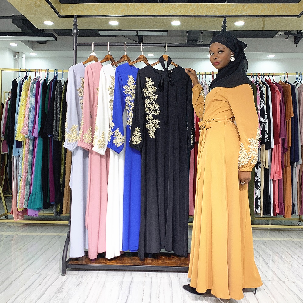 Hot selling kaftan Dubai Abaya Turkey Muslim women dress European clothing embroidery Abaya