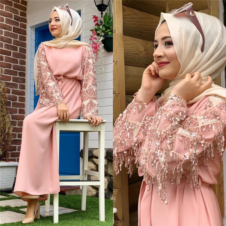 Elegant Islamic Clothing Muslim Dress Long Maxi Dress Long Sleeves with Tassel Decoration