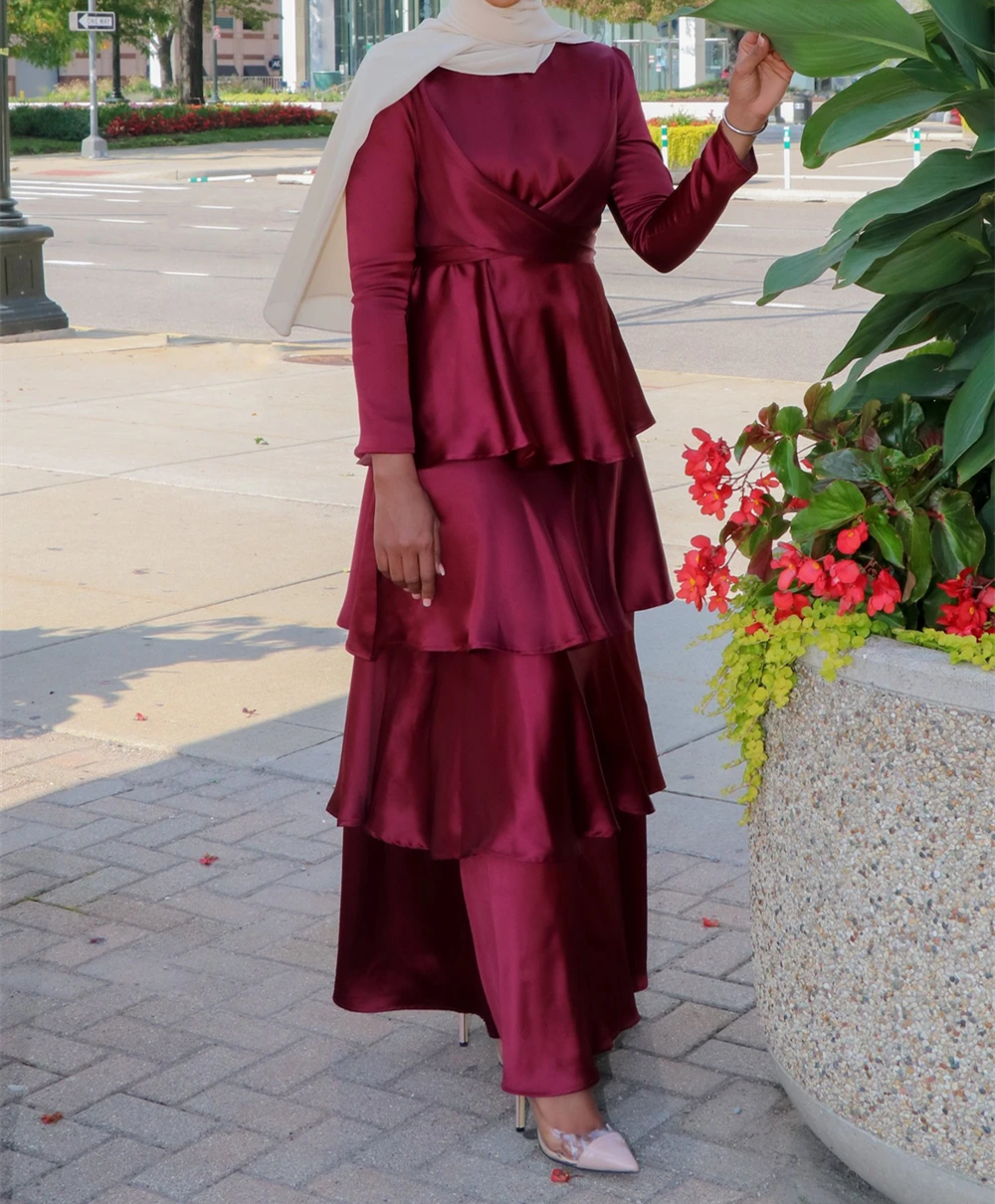 2021 Wholesale Muslim women Customized long sleeve design 4 layers Satin dress Elegant Abaya