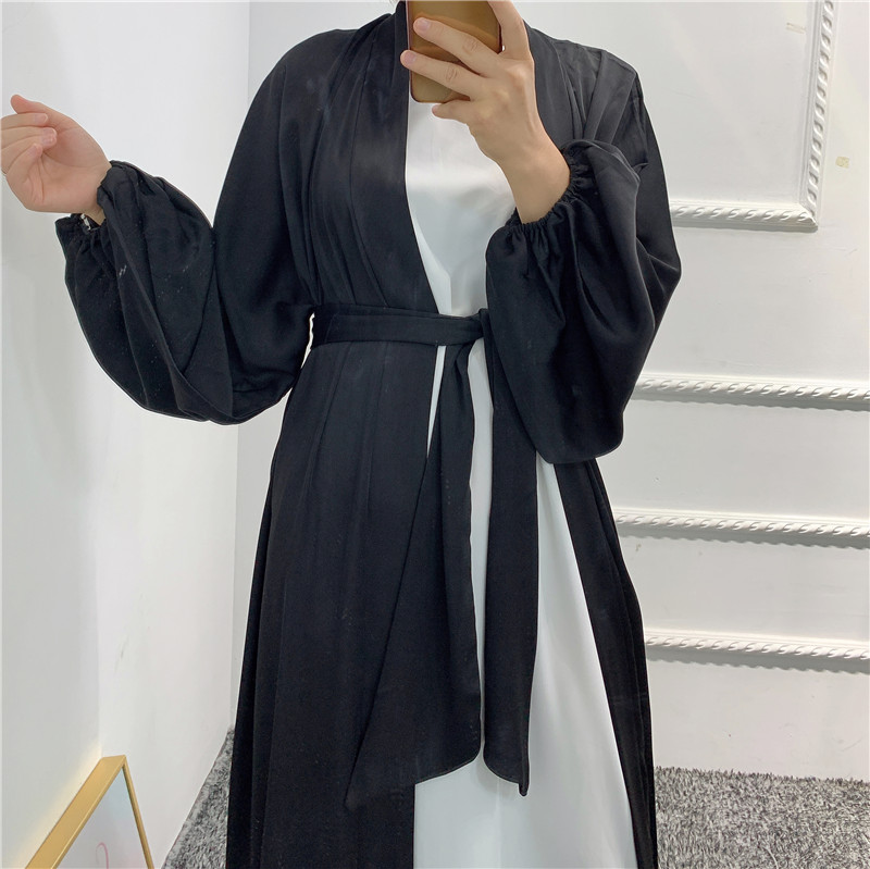 2021 Latest new design Islamic Satin Abaya for woman Dubai Satin Elegant abaya Puff sleeve plus size abaya