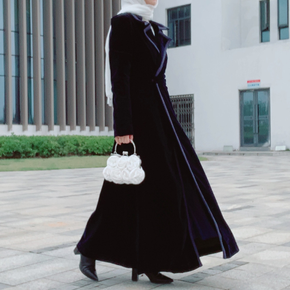 Islamic Clothes Lapel Collar Velvet Coat For Winter Elegant Long Trench Coat For Ladies