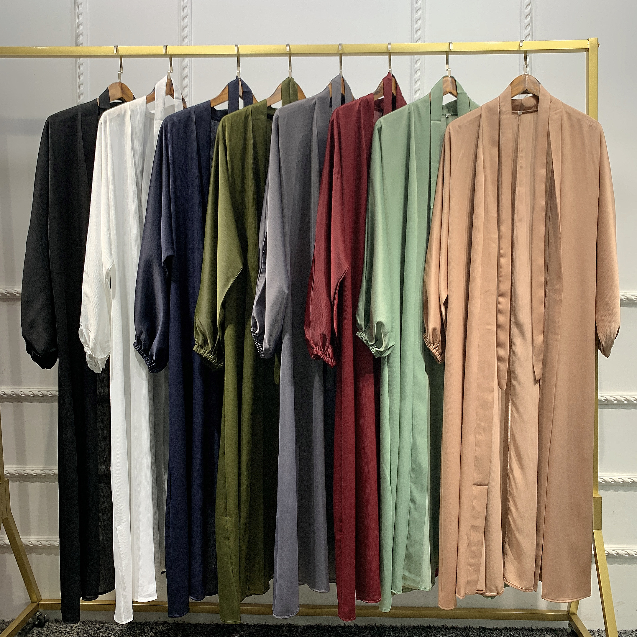 2022 Dubai Turkish Modern Casual set outfit Satin Loose top and pants set Islamic set wholesale
