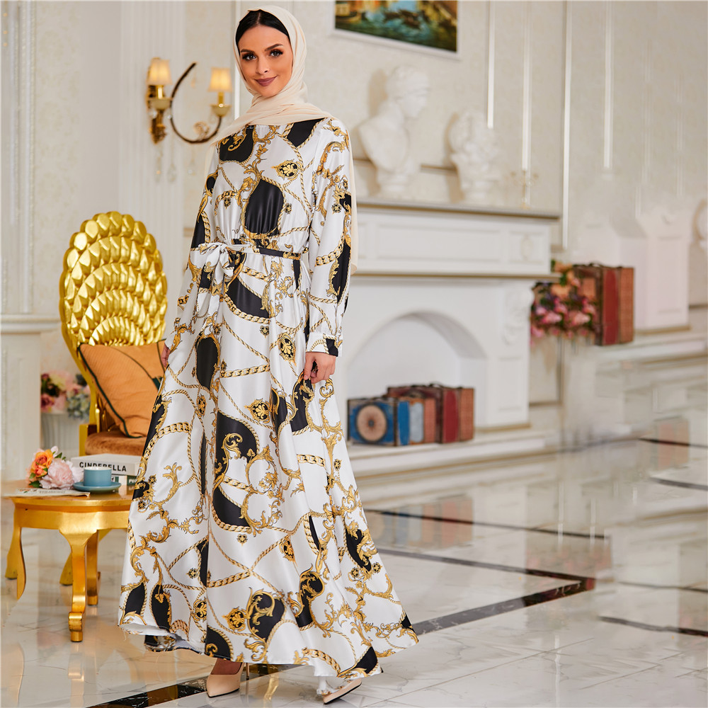 2021 Wholesale Muslim women satin Robe Dubai Turkey Islamic Clothing