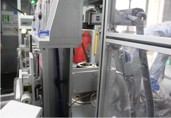 laser welding in electric kettle