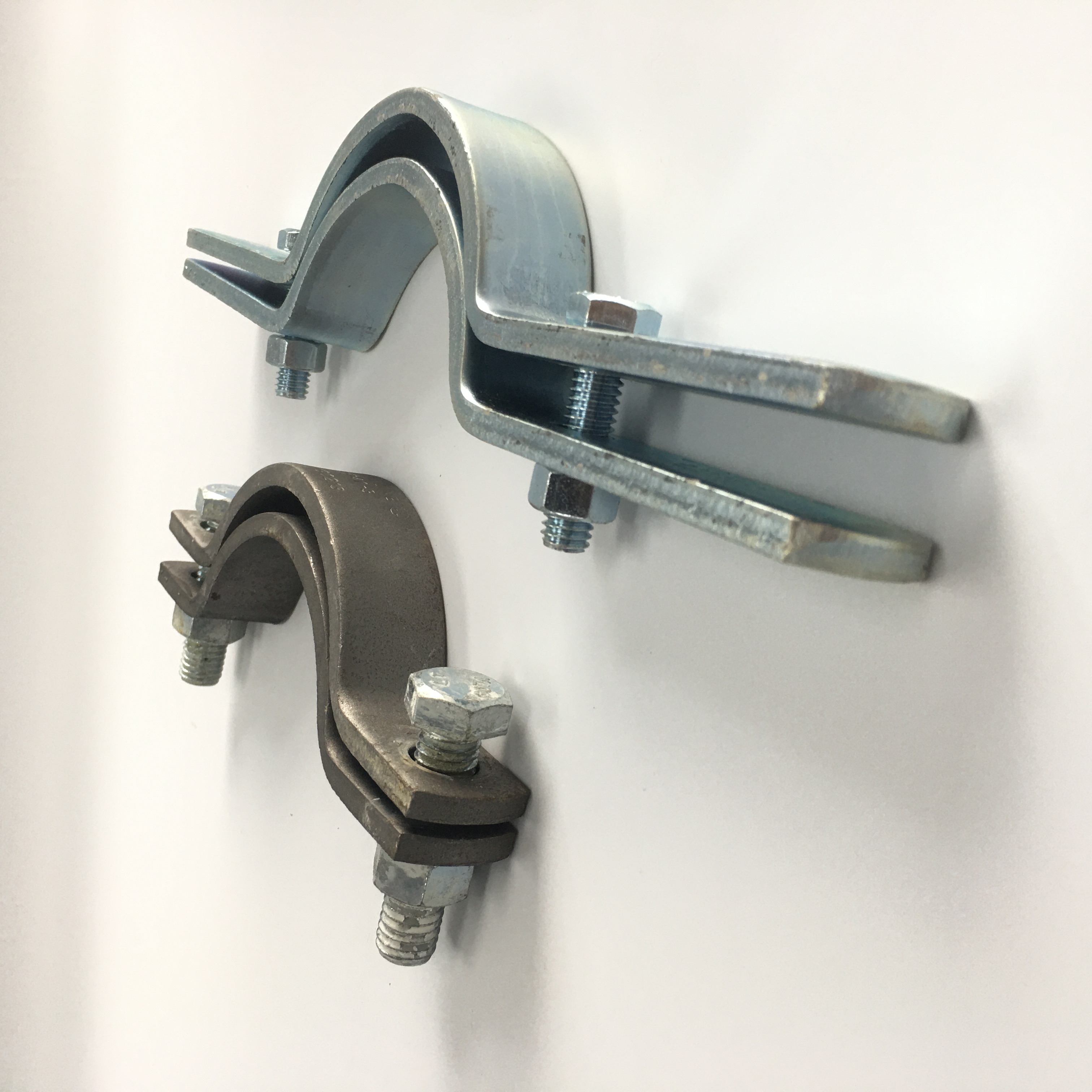 XYSTRUT Riser Pipe Clamp Pipe clamp