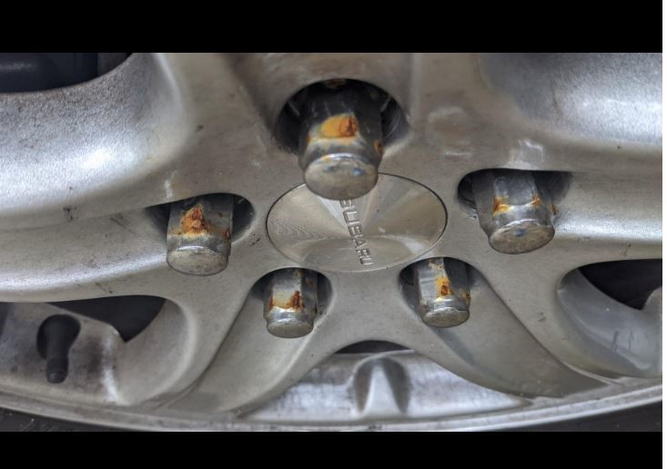 Why do some lug nuts rust easily? Honishen