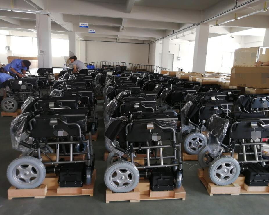 Lightweight electric wheelchairs Folding