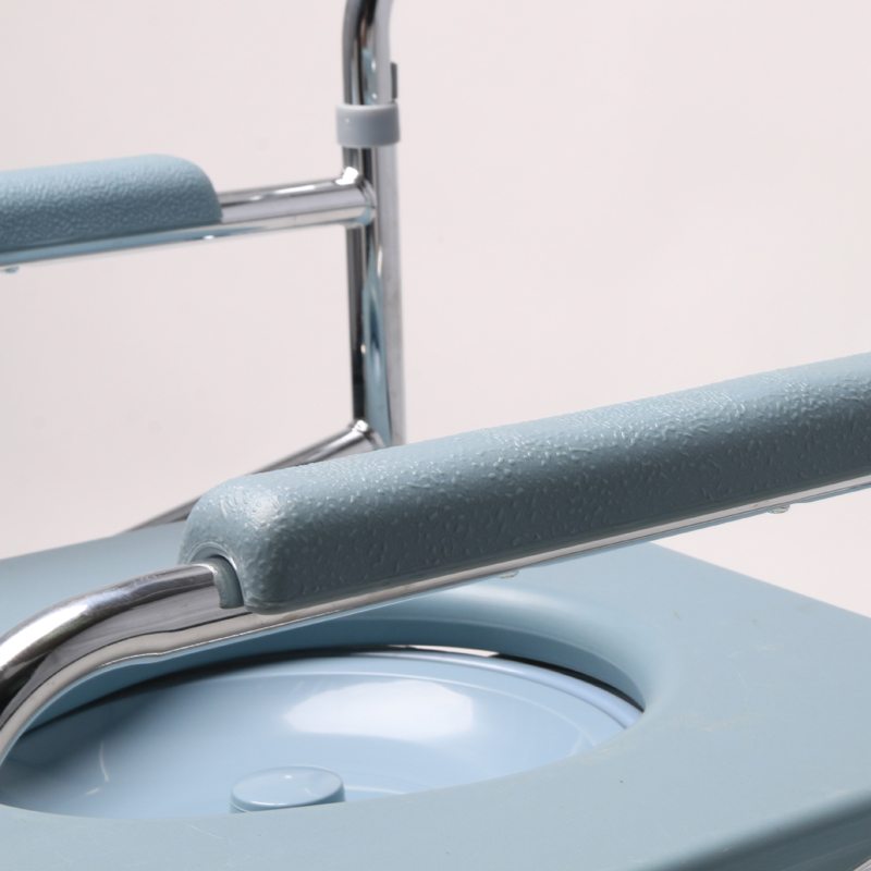 commode chair with wheels