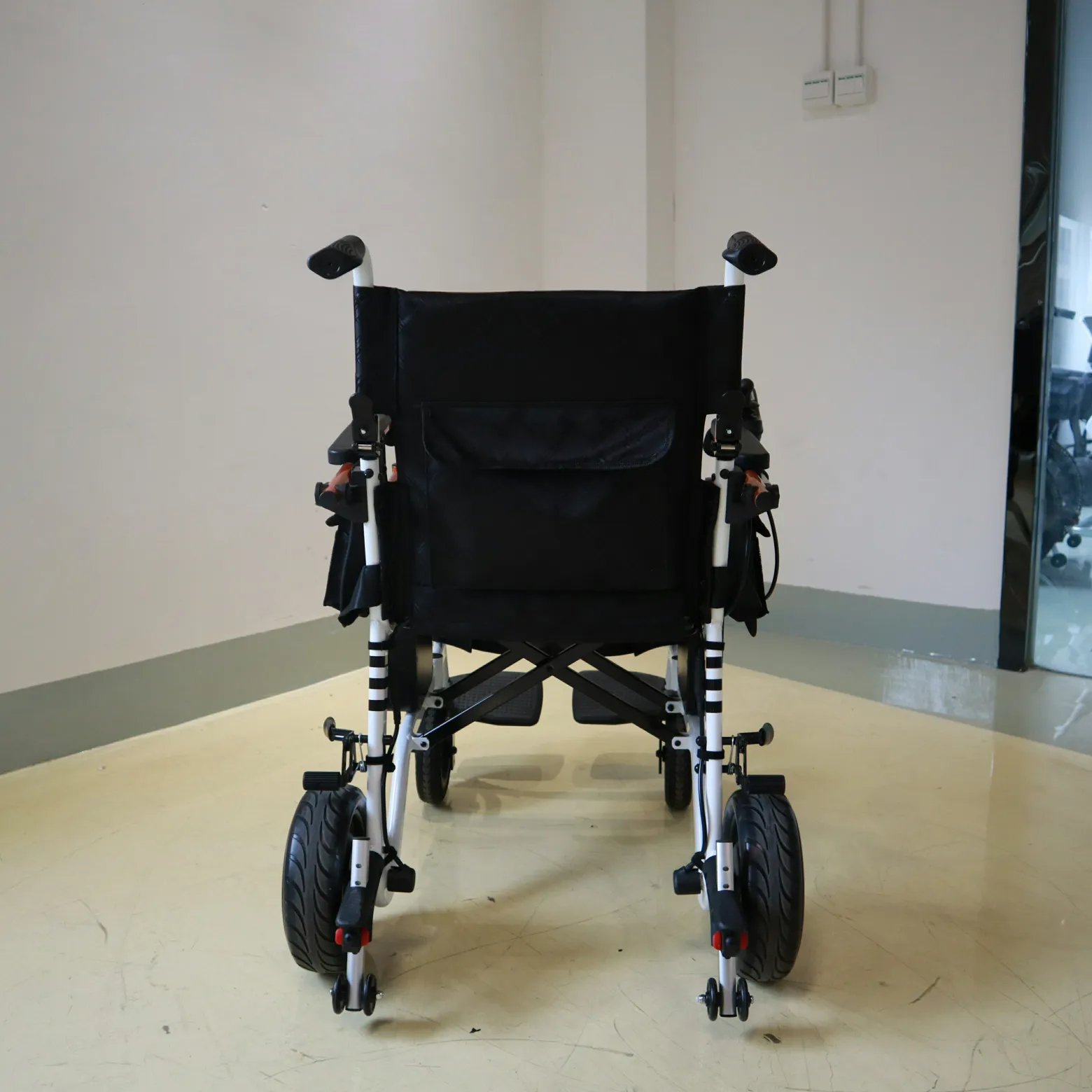 Heavy Duty Electric Wheelchair