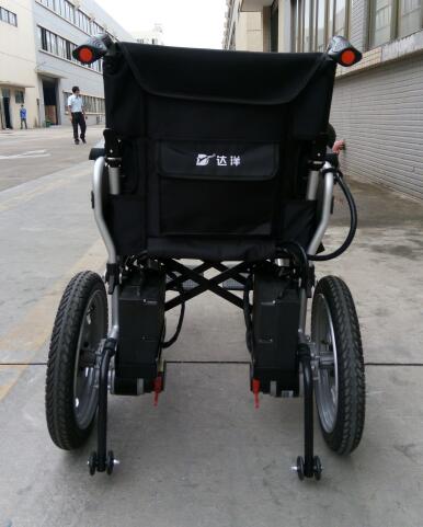 Lightweight electric wheelchairs Folding