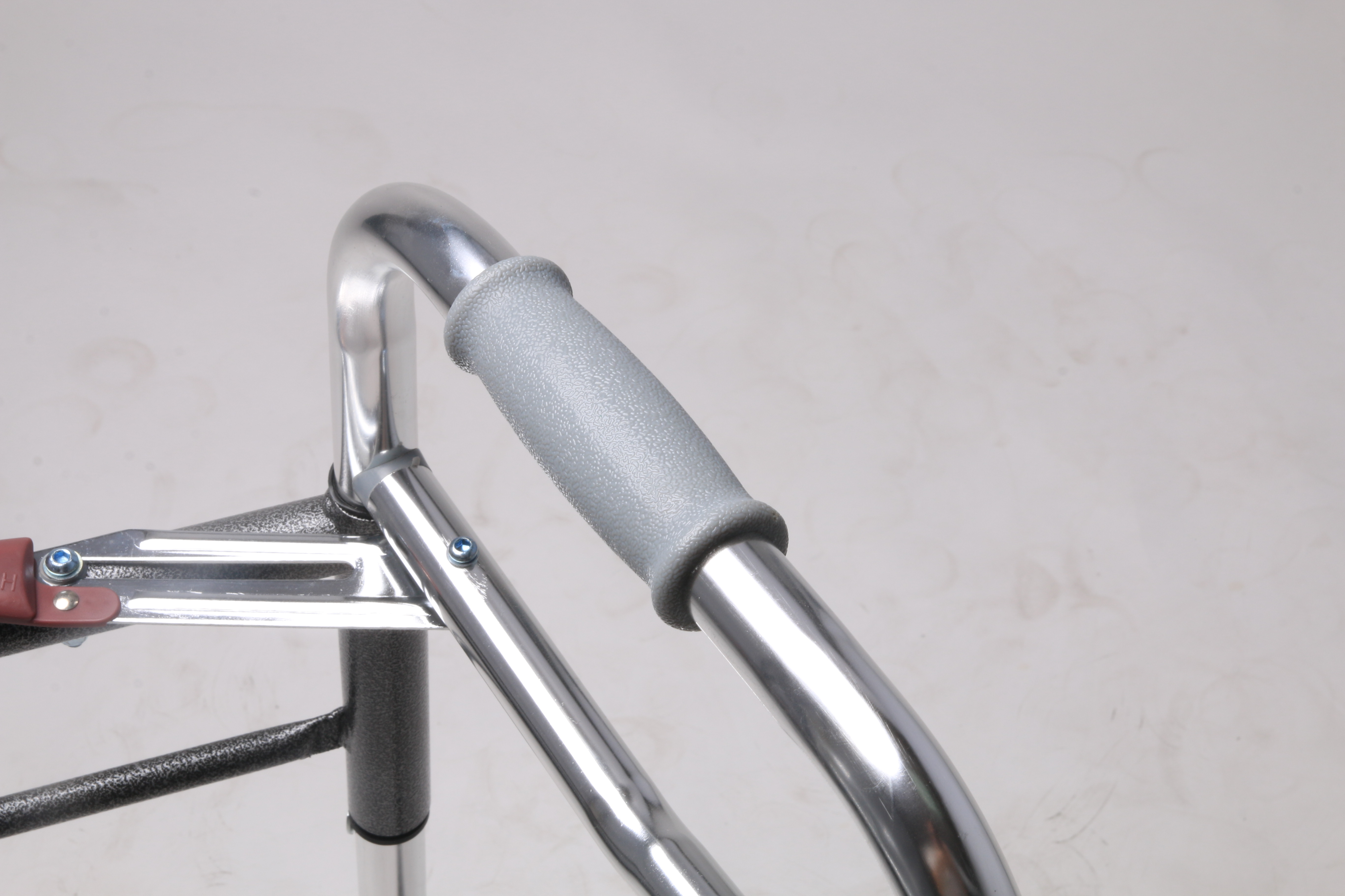 ultra lightweight walker