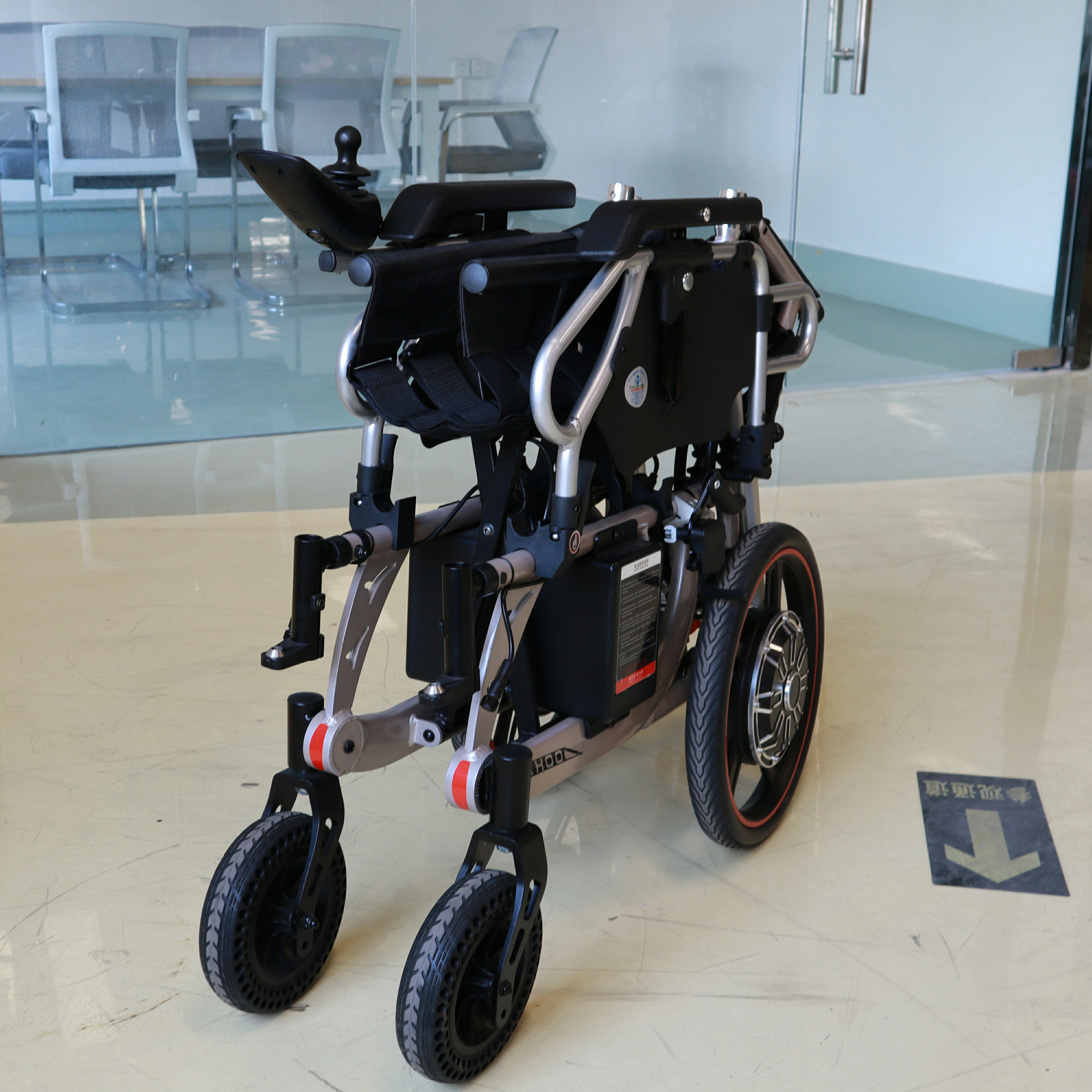 Heavy Duty Electric Wheelchair