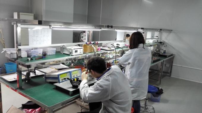 Coloured Passive Optical Splitter Fiber Separation Low Insertion Loss 0