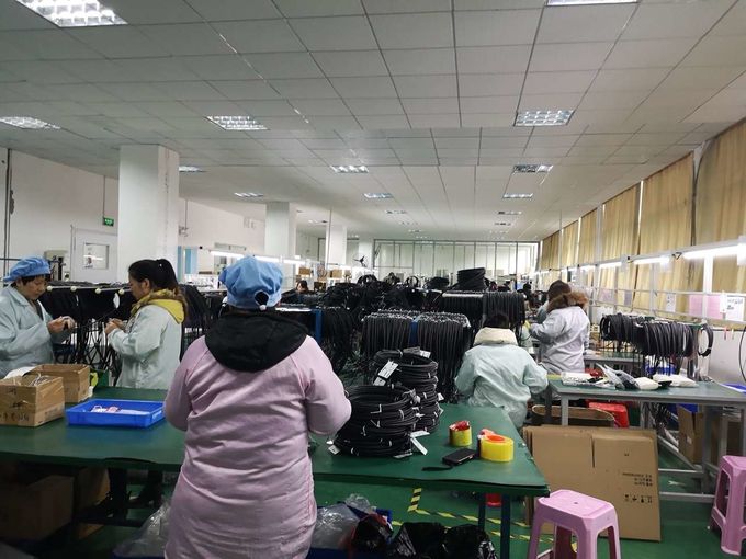 Black Fiber Optical Patch Cord LSZH G657A2 Corning Armour IP68 SC/APC 5.0 / 3.0 11