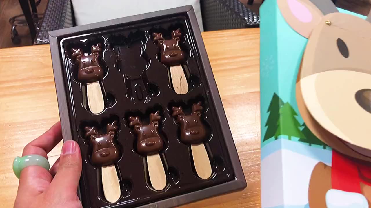 エッセンシャルオイルギフトパッキングボックスメーカーとサプライヤー