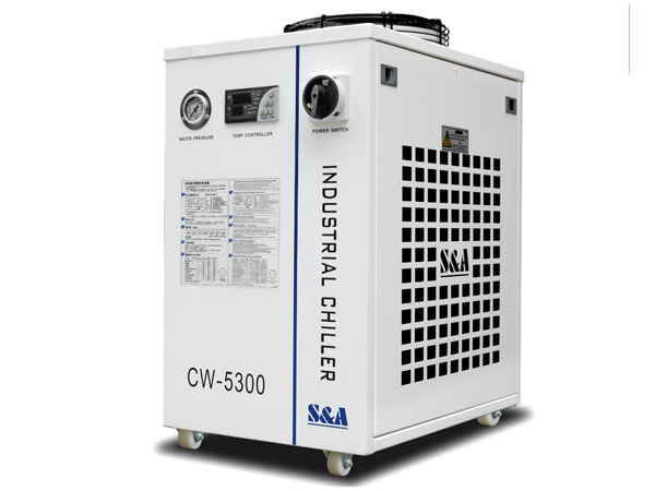 CO2 laser chiller