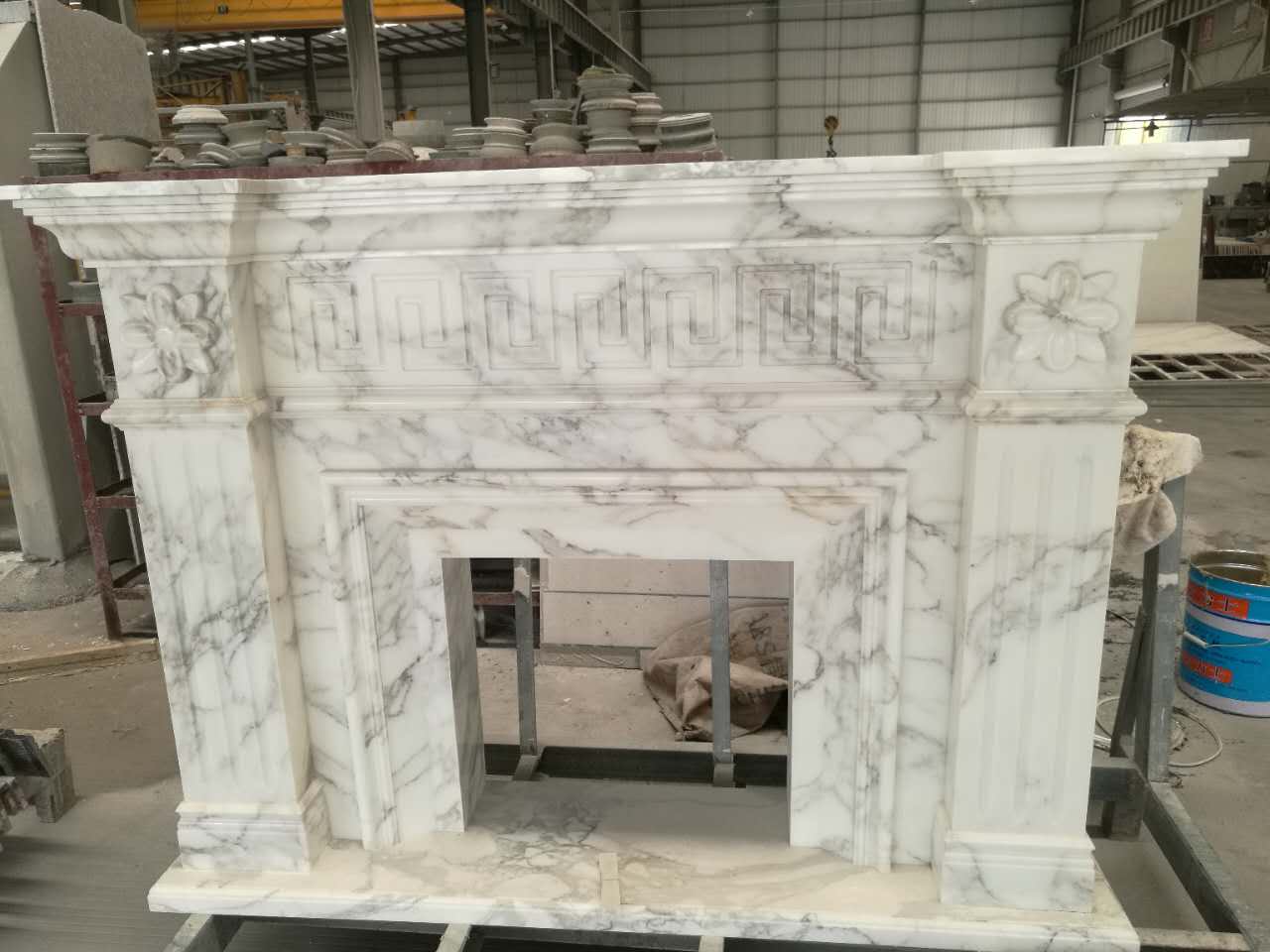White Marble Electric Fireplace Natural Indoor Stone Modern Freestanding 3 Years Surround for Sale Hotel without Remote Control