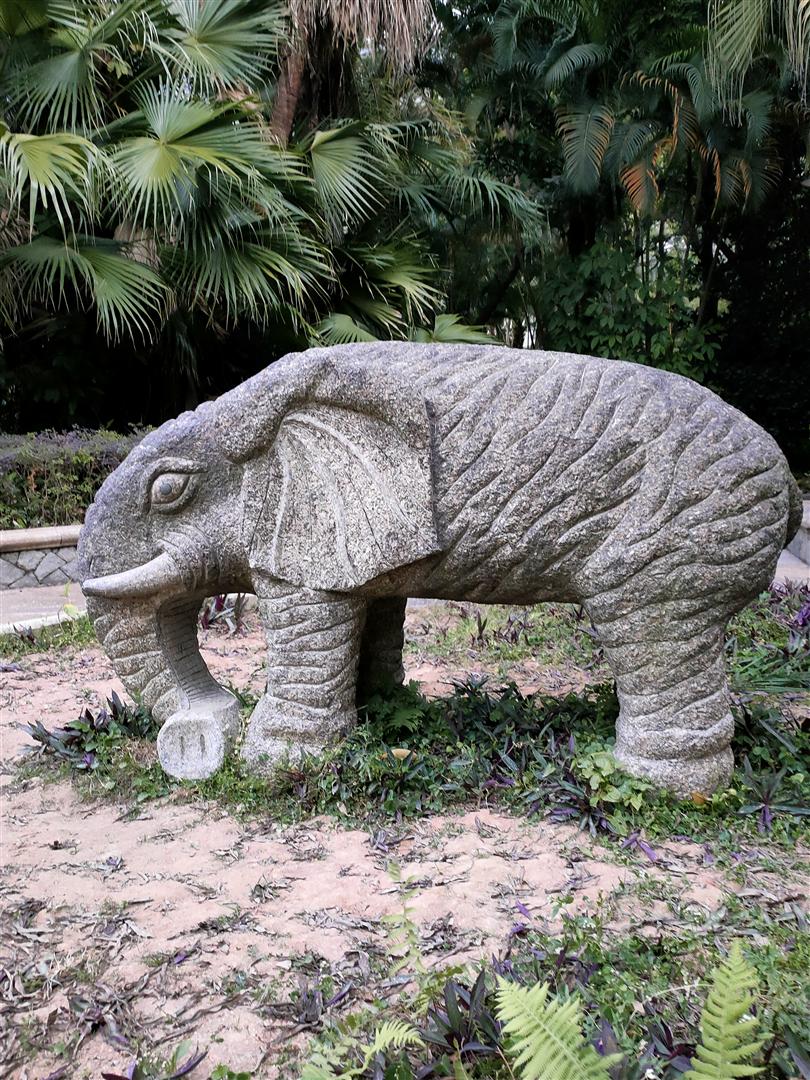 Elephant  Stone  Statues Large Lawn Animated Figurine